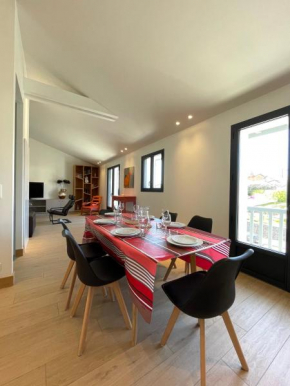 UNIQUE MAISON DE VILLE - BIARRITZ COTE DES BASQUES